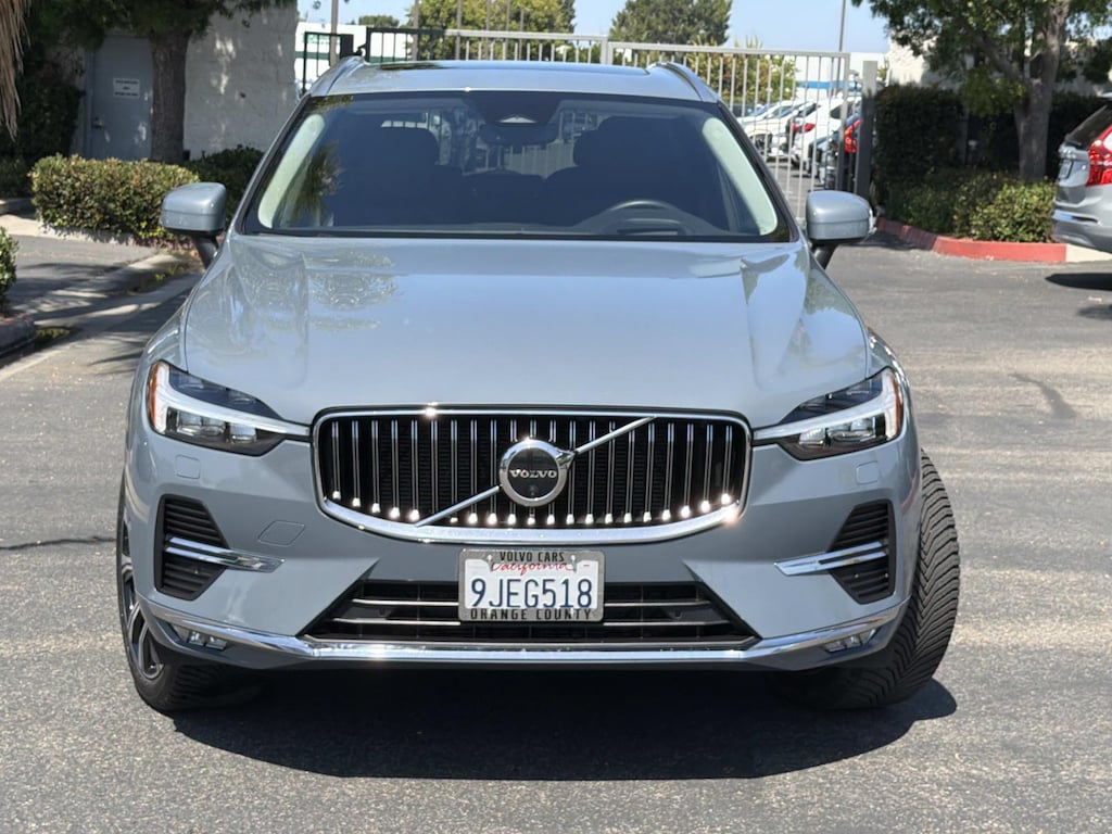 Certified 2023 Volvo XC60 B5 FWD Ultimate Bright Theme Sport Utility