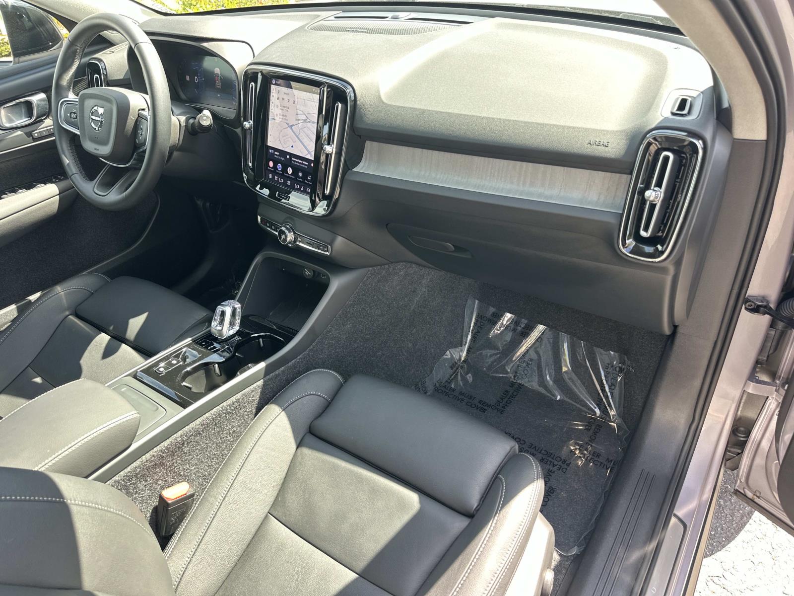 2026 Volvo XC40 Ultra - Photo 26