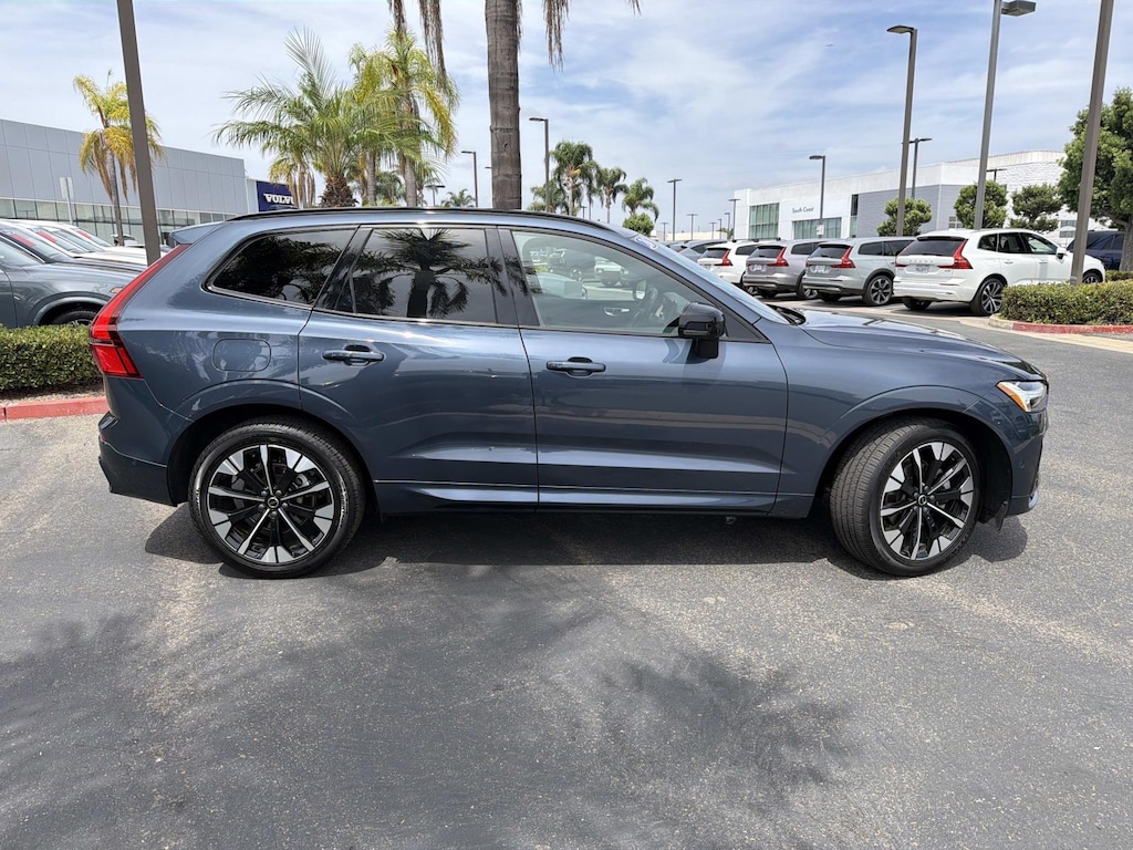 New 2026 Volvo XC60 B5 Plus SUV