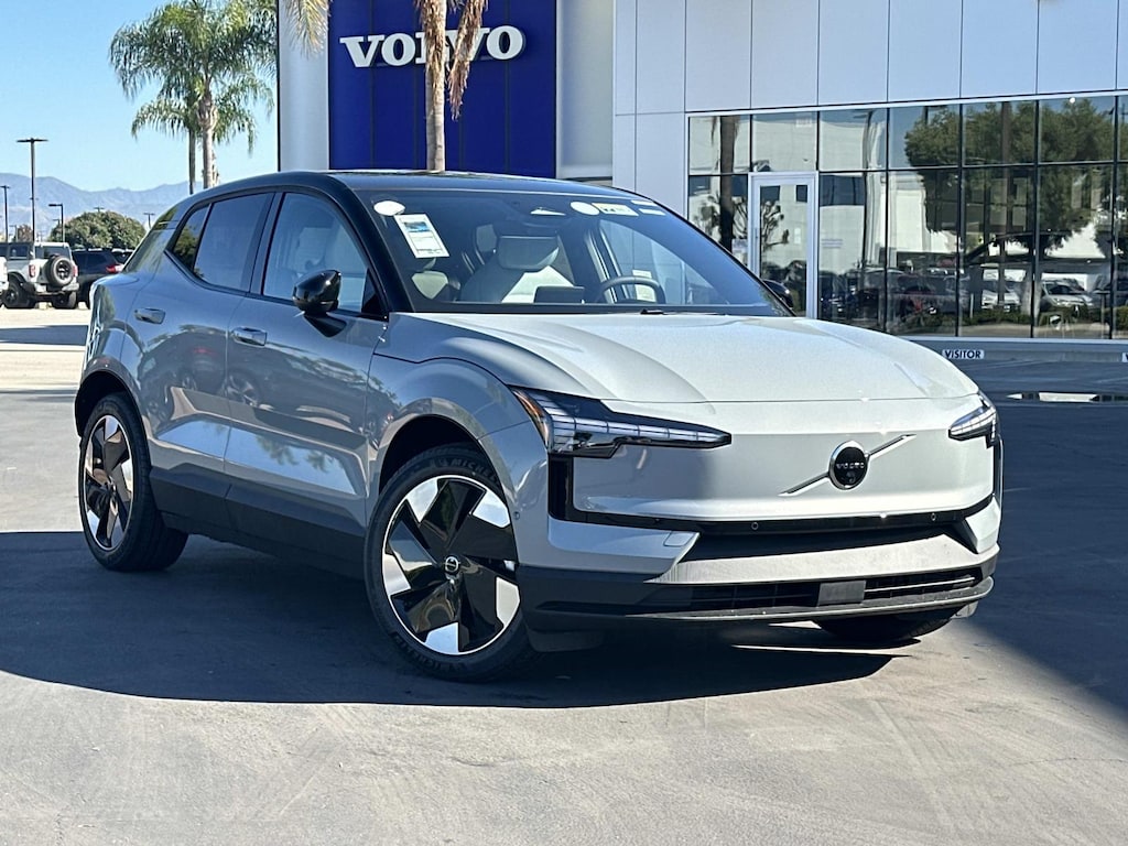 New 2025 Volvo EX30 Twin Motor Ultra SUV
