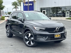 2025 Volvo EX40 Twin Motor Core SUV