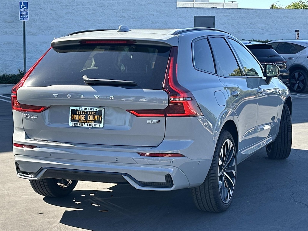 New 2026 Volvo XC60 B5 Ultra SUV