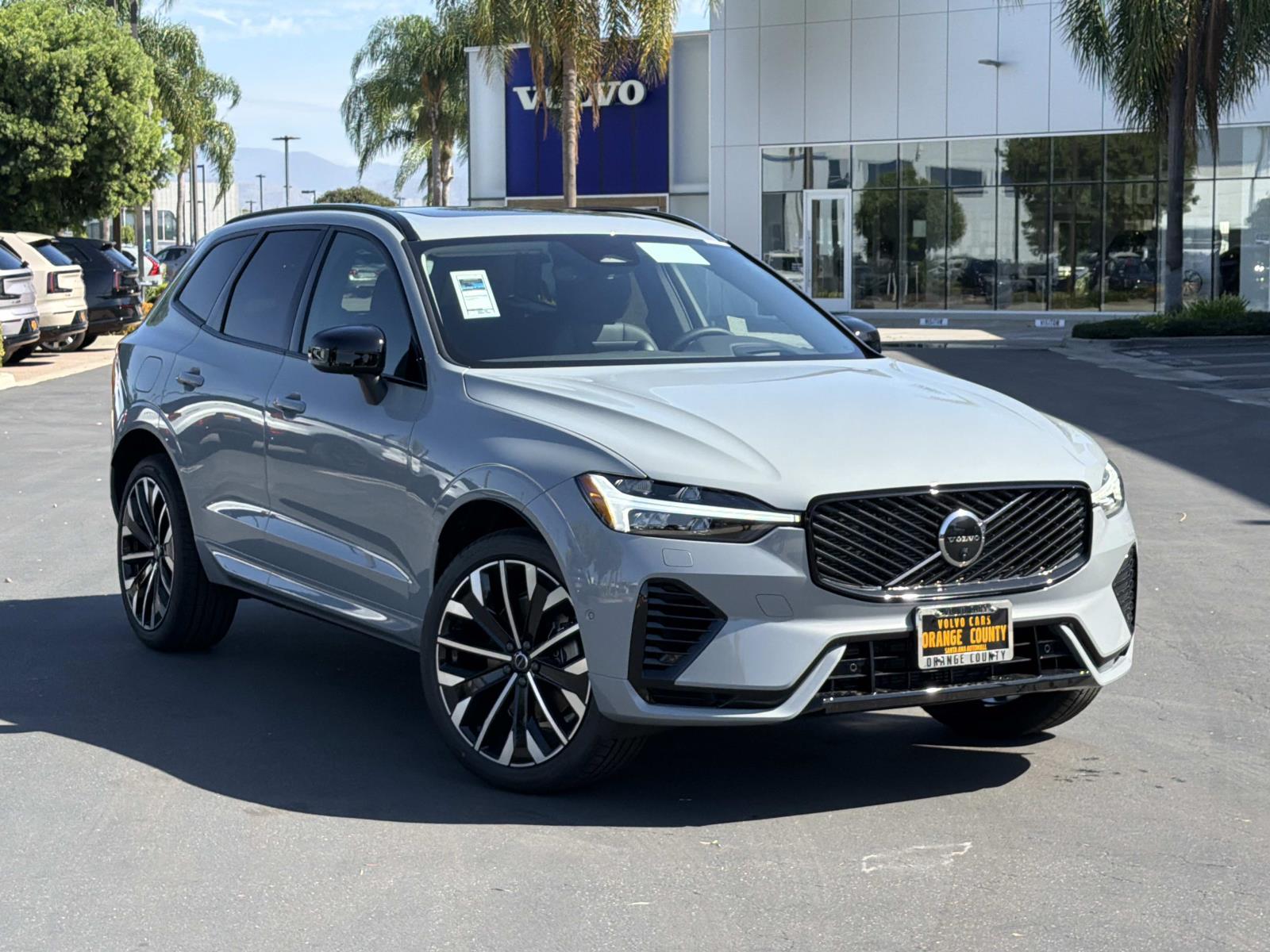  Volvo XC60 plug-in hybrid