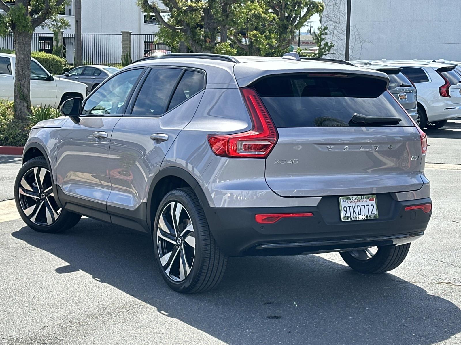 2026 Volvo XC40 Ultra - Photo 6