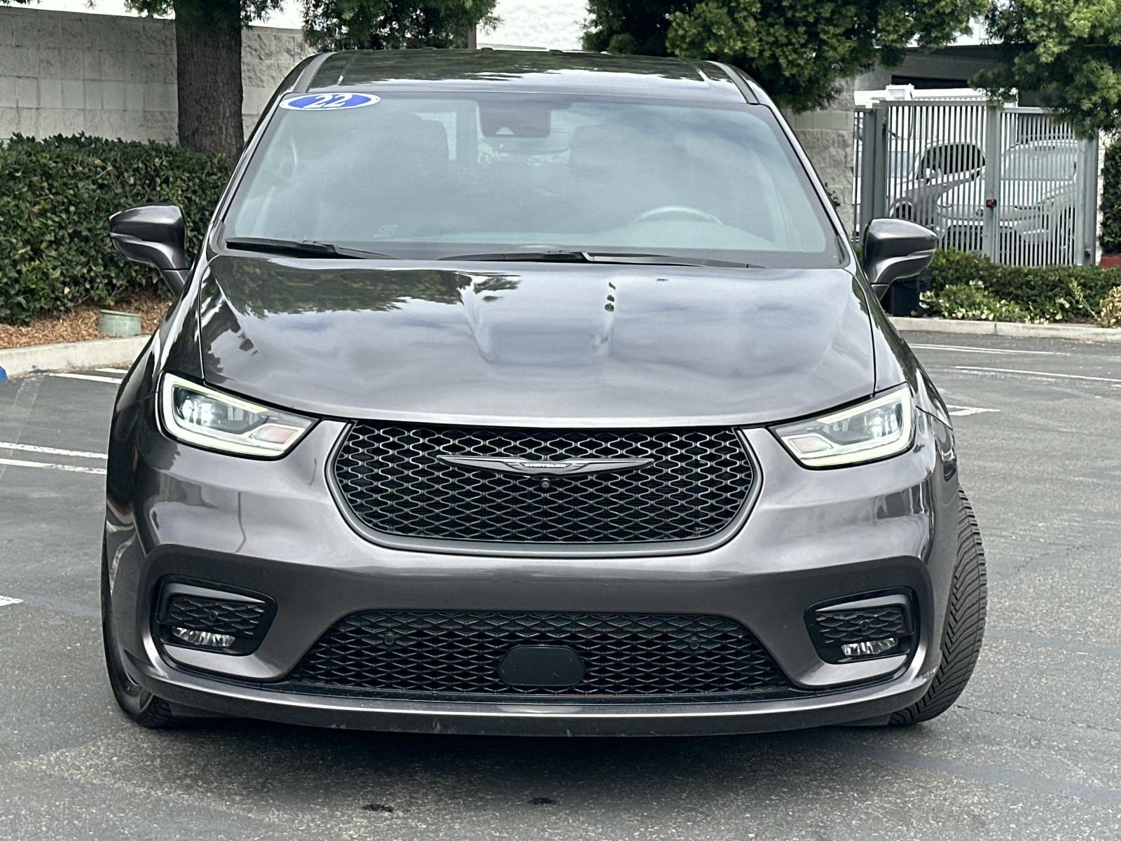 Used 2022 Chrysler Pacifica Hybrid Touring L with VIN 2C4RC1L73NR124578 for sale in Santa Ana, CA