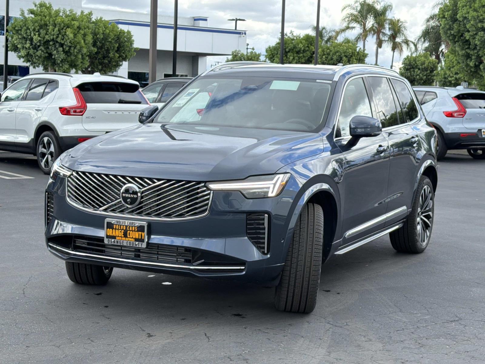 New 2026 Volvo XC90 plug-in hybrid T8 Plus 7-Seater SUV