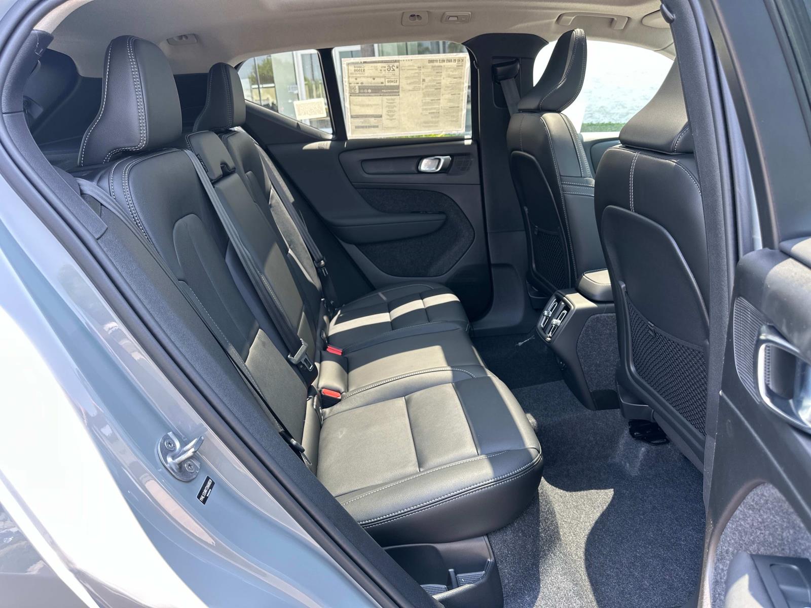 2026 Volvo XC40 Ultra - Photo 19