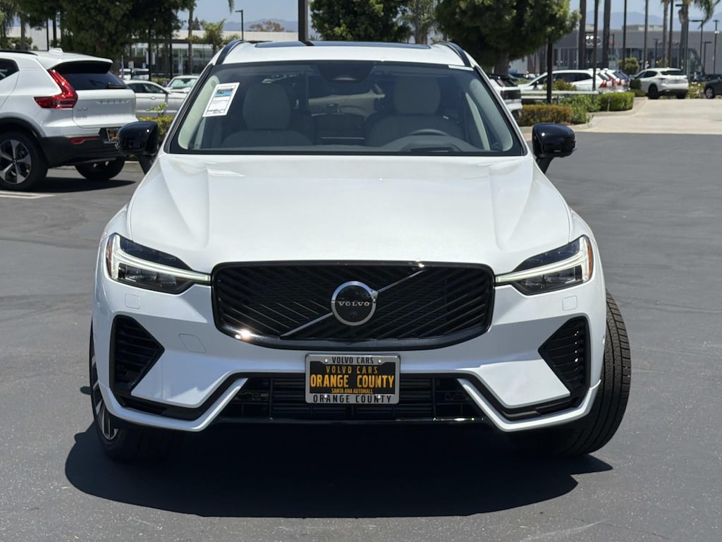 New 2026 Volvo XC60 plug-in hybrid T8 Ultra SUV