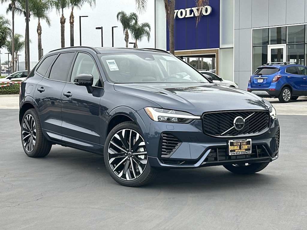 New 2026 Volvo XC60 plug-in hybrid T8 Ultra SUV