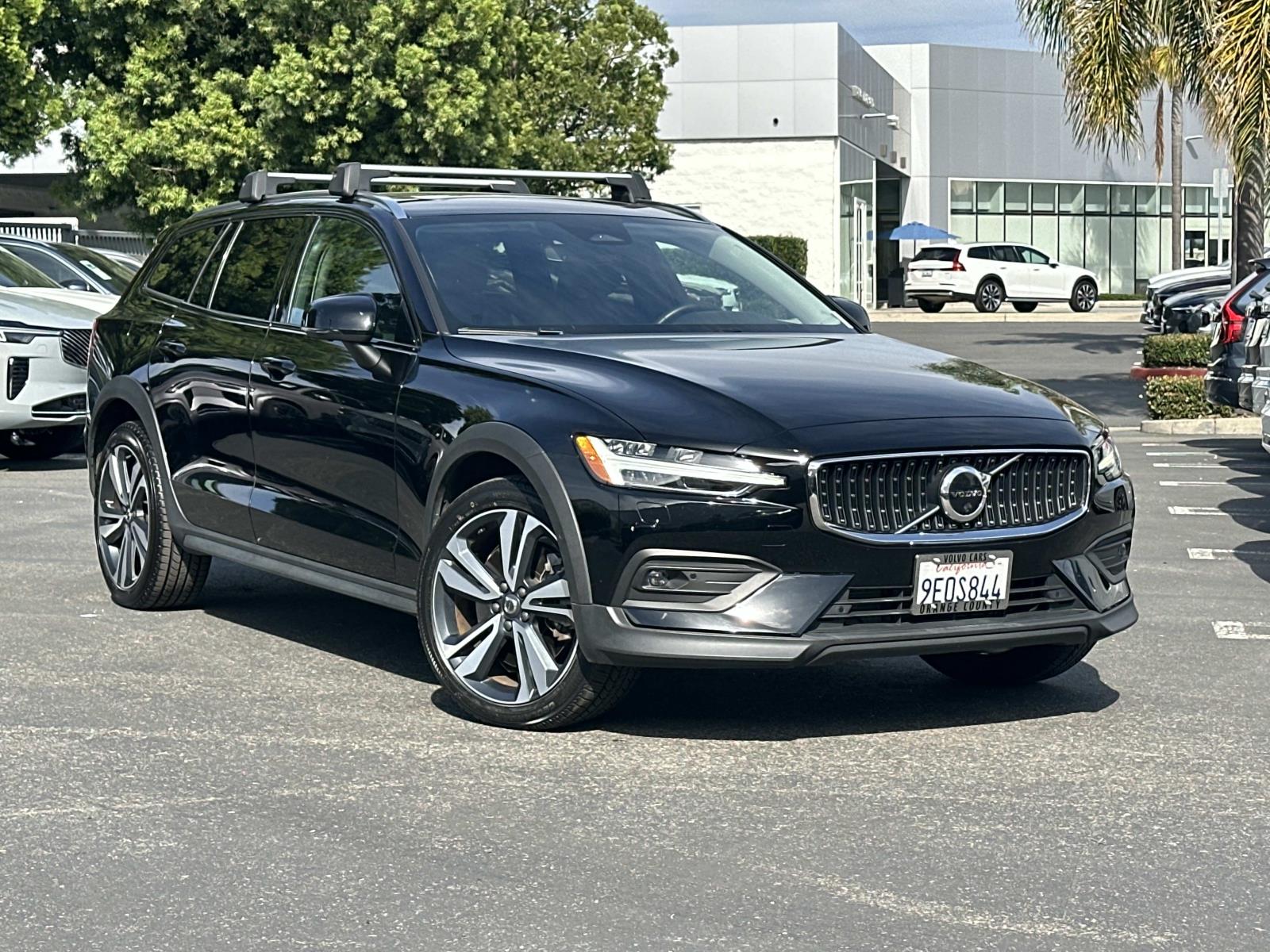 2023 Volvo V60 Cross Country B5 Plus AWD
