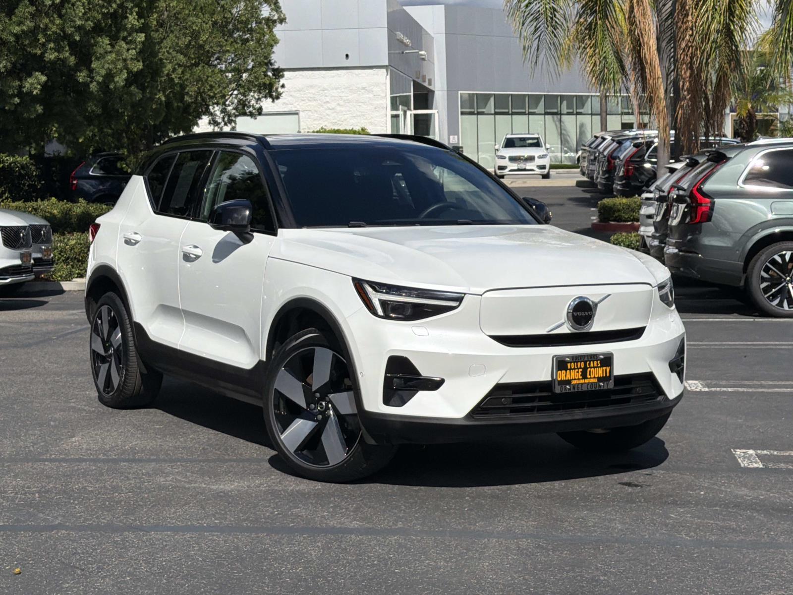 2023 Volvo XC40