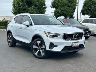 Certified Pre-Owned 2025 Volvo XC40 B5 AWD Core Bright Theme Sport Utility YV4L12UJ2S2464288 for Sale in Santa Ana, CA