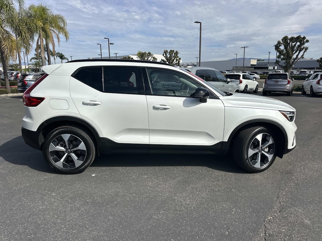 Certified 2026 Volvo XC40 B5 AWD Plus Sport Utility
