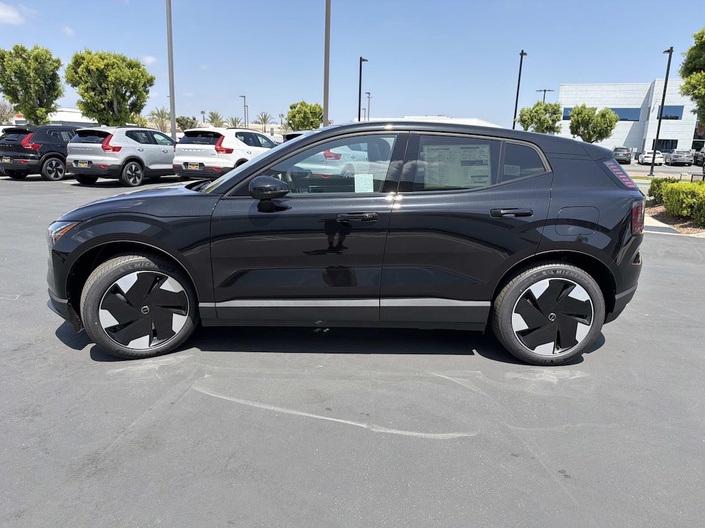New 2026 Volvo EX30 Twin Motor Plus SUV