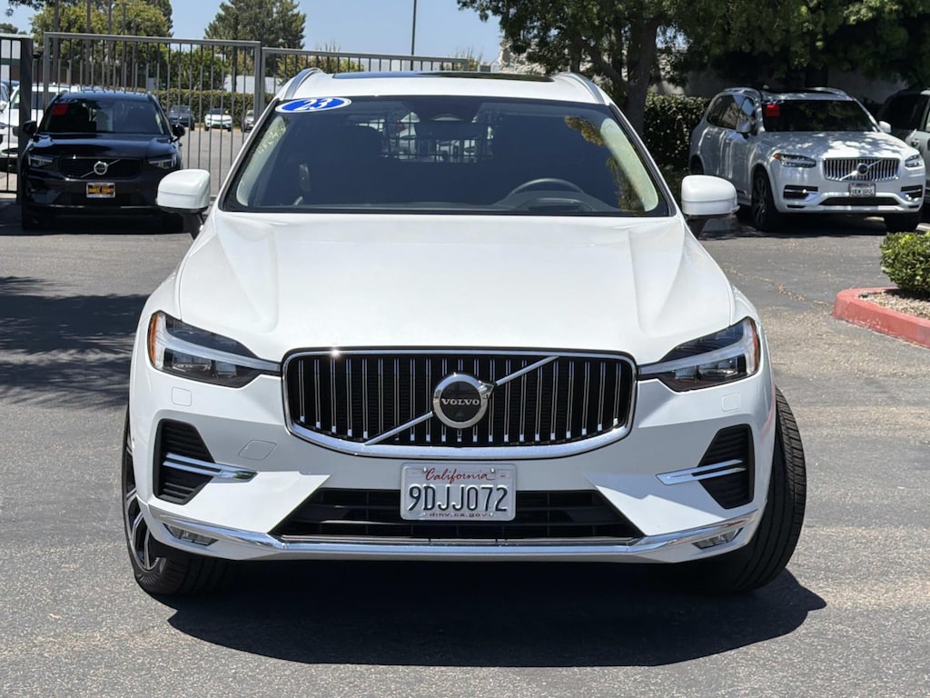 Certified 2023 Volvo XC60 B5 AWD Ultimate Bright Theme Sport Utility