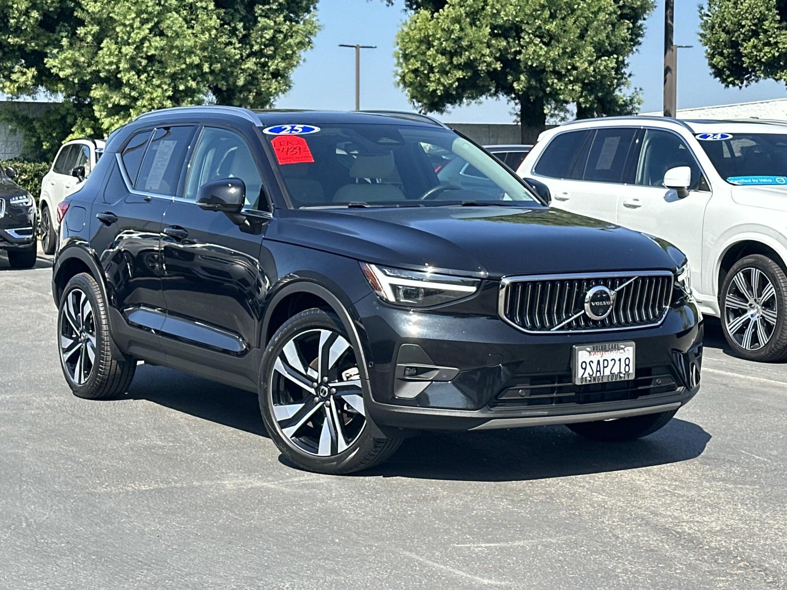 2025 Volvo XC40