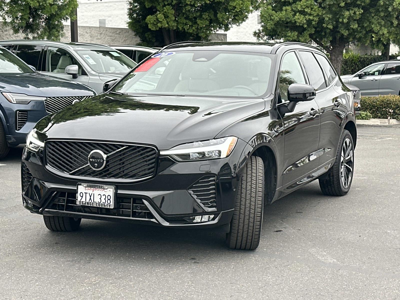 2026 Volvo XC60 Plus - Photo 8