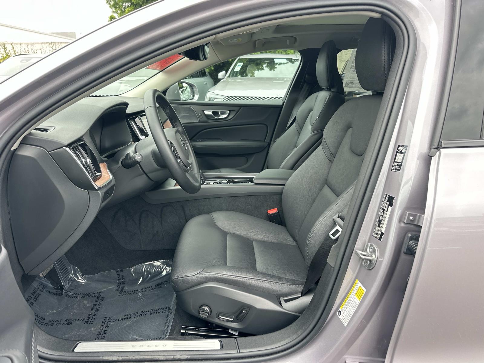 2026 Volvo V60 Cross Country Plus - Photo 17