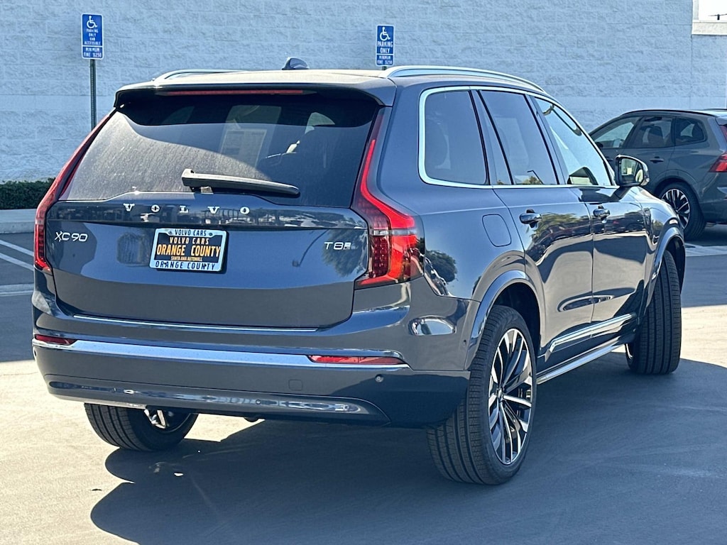 New 2026 Volvo XC90 plug-in hybrid T8 Plus 7-Seater SUV