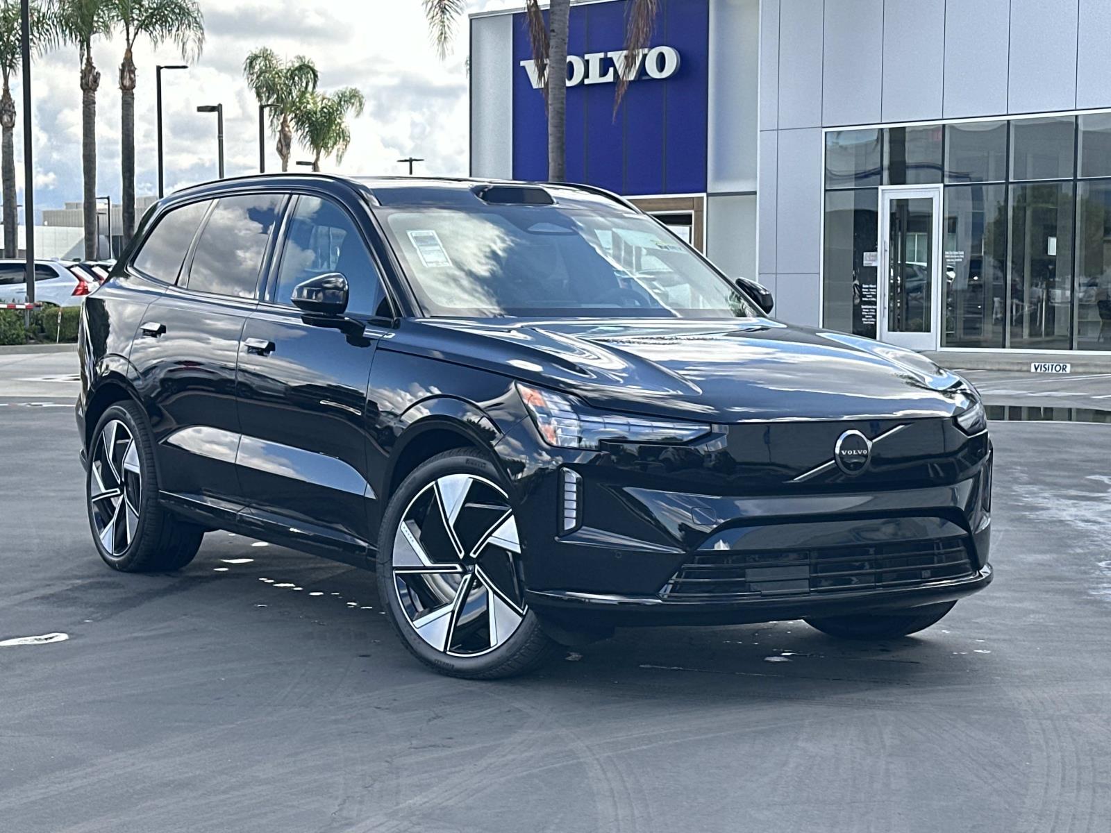 2025 Volvo EX90 Ultra's photo