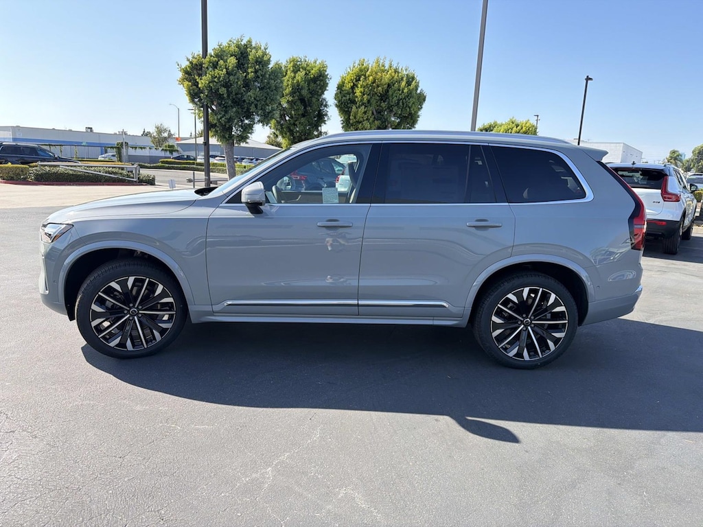 New 2026 Volvo XC90 B6 Plus 7-Seater SUV