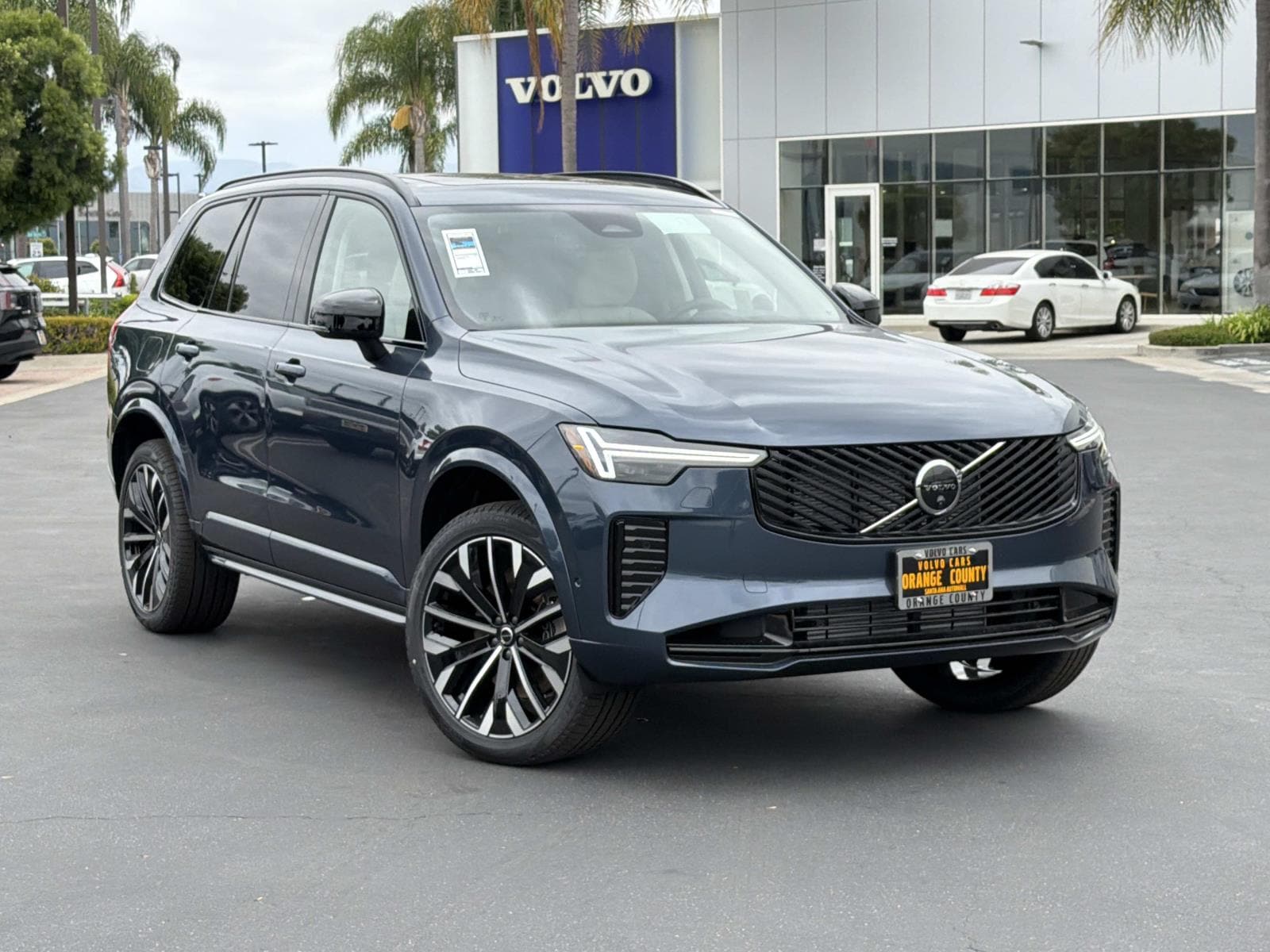 2026 Volvo XC90 Plug-In Hybrid