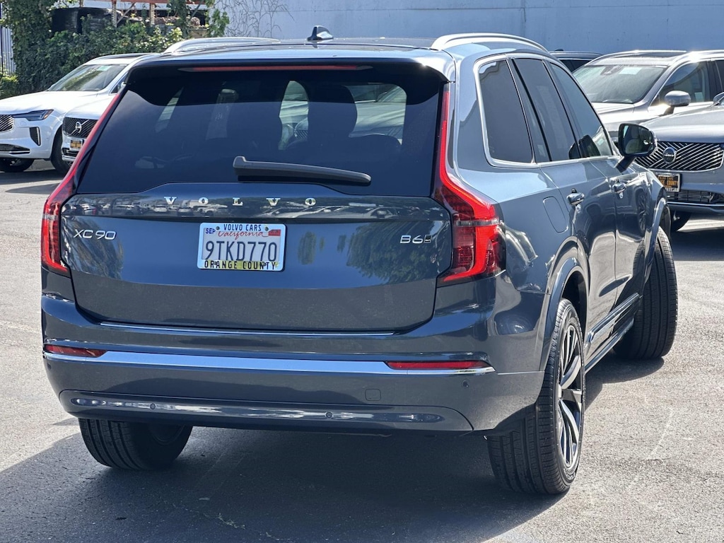 Certified 2026 Volvo XC90 B6 AWD Core 7-Seater Sport Utility