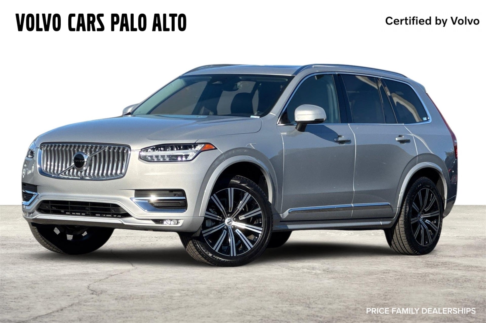 2025 Volvo XC90 Core's photo