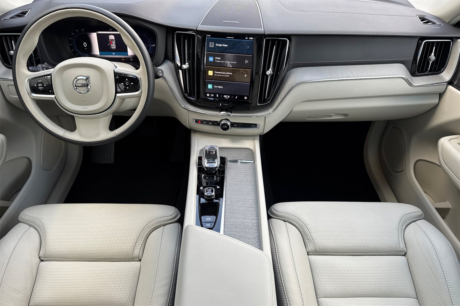 2024 Volvo XC60 Recharge Hybrid Ultimate photo 4