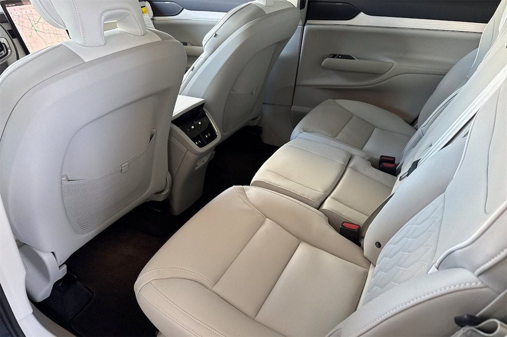 New 2025 Volvo EX90 Twin Motor Performance Plus 7-Seater SUV