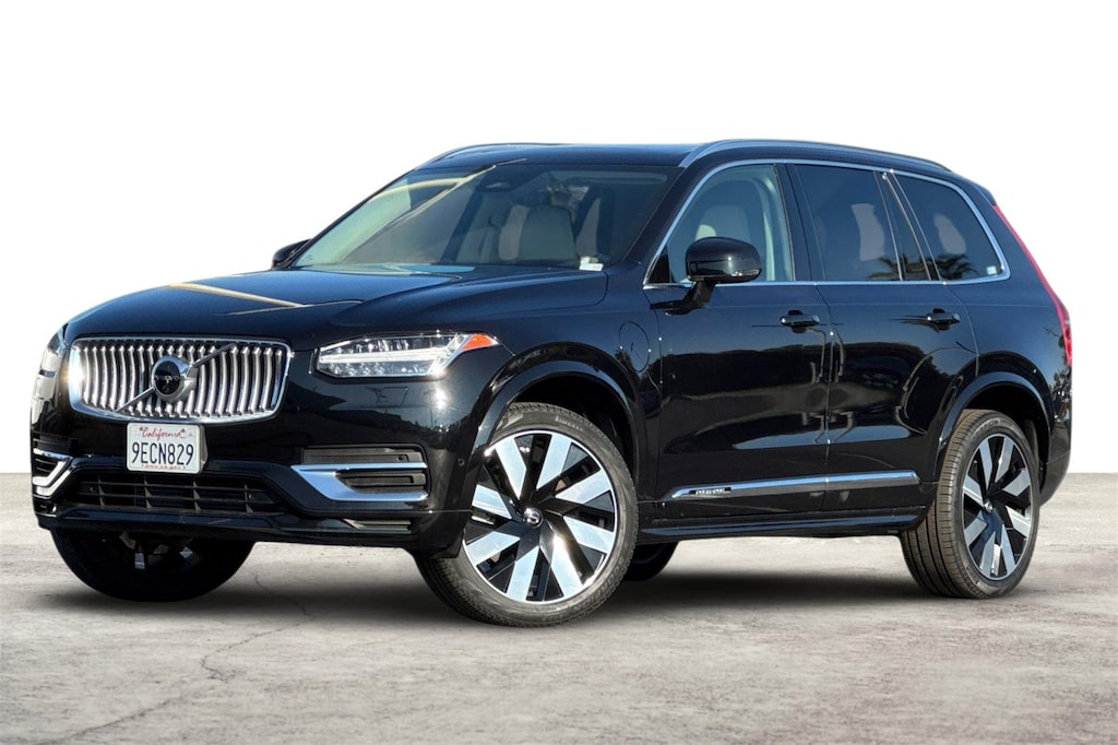 Certified 2023 Volvo XC90 Recharge Plug-In Hybrid Ultimate SUV