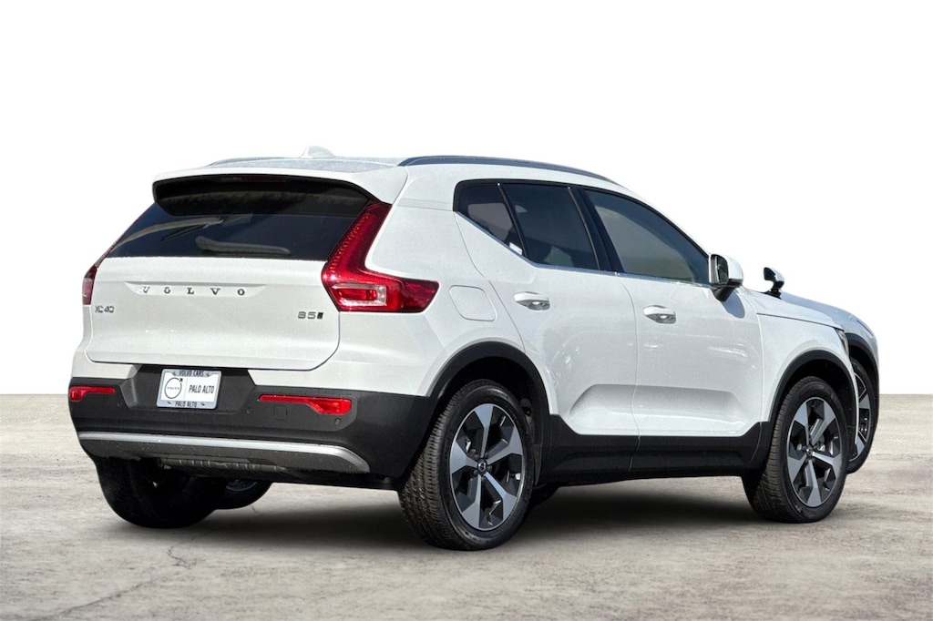 Used 2025 Volvo XC40 B5 Core Bright Theme SUV