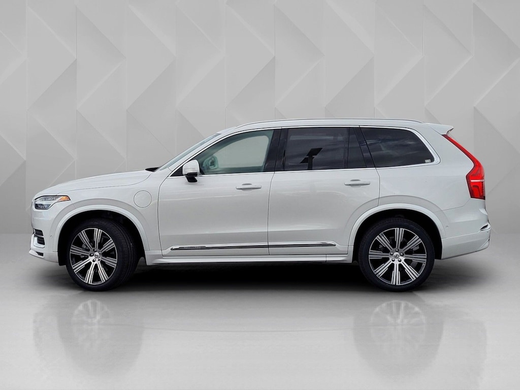 Certified 2023 Volvo XC90 Recharge Plug-In Hybrid T8 Plus Bright Theme 7 Passenger SUV