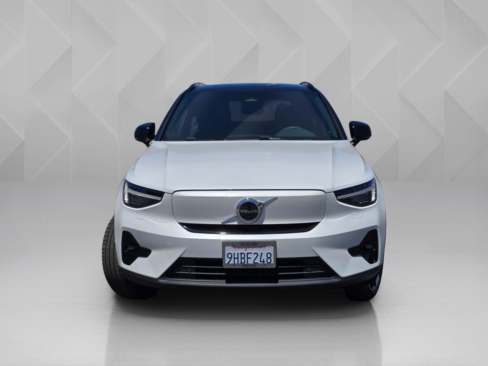 Used 2023 Volvo XC40 Ultimate with VIN YV4ED3UM5P2027022 for sale in Palo Alto, CA