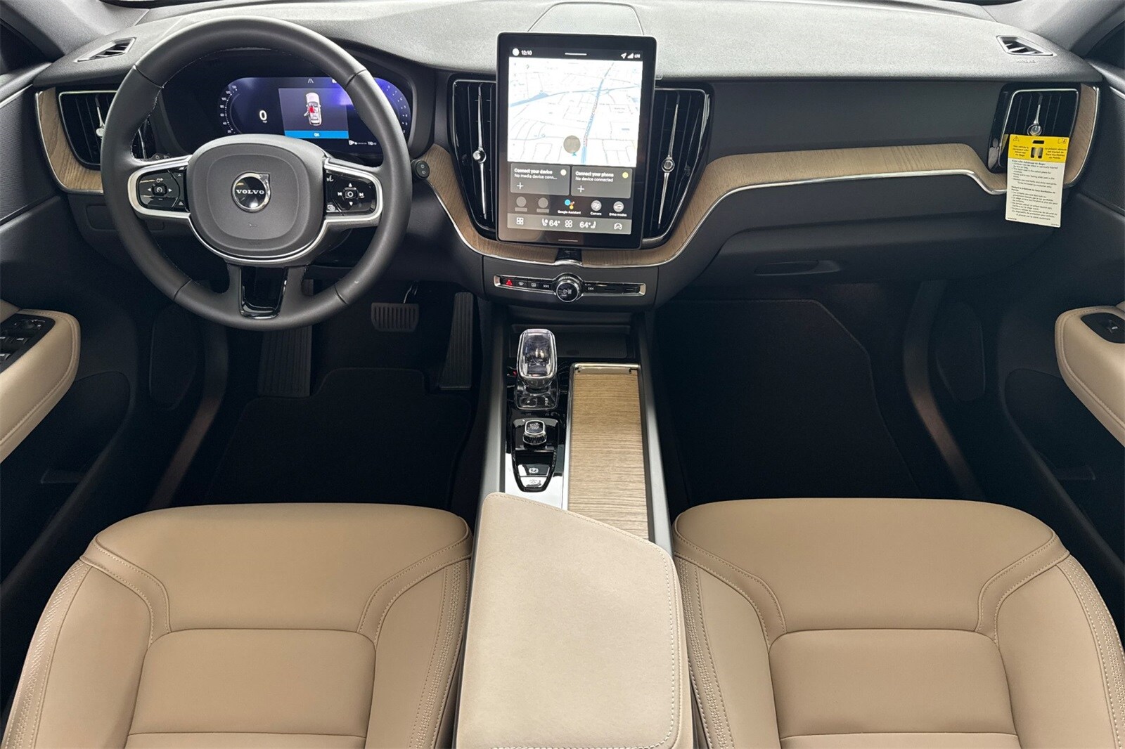 2026 Volvo XC60 B5 Plus photo 2