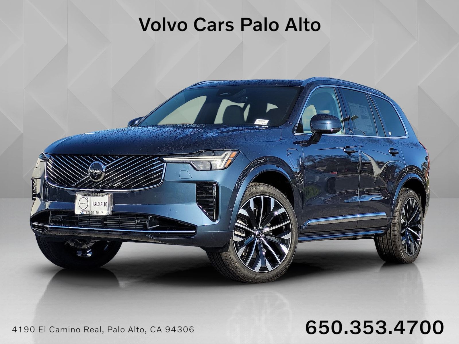 2026 Volvo XC90 T8 Recharge Plus Bright 7-Seat 4WD's photo