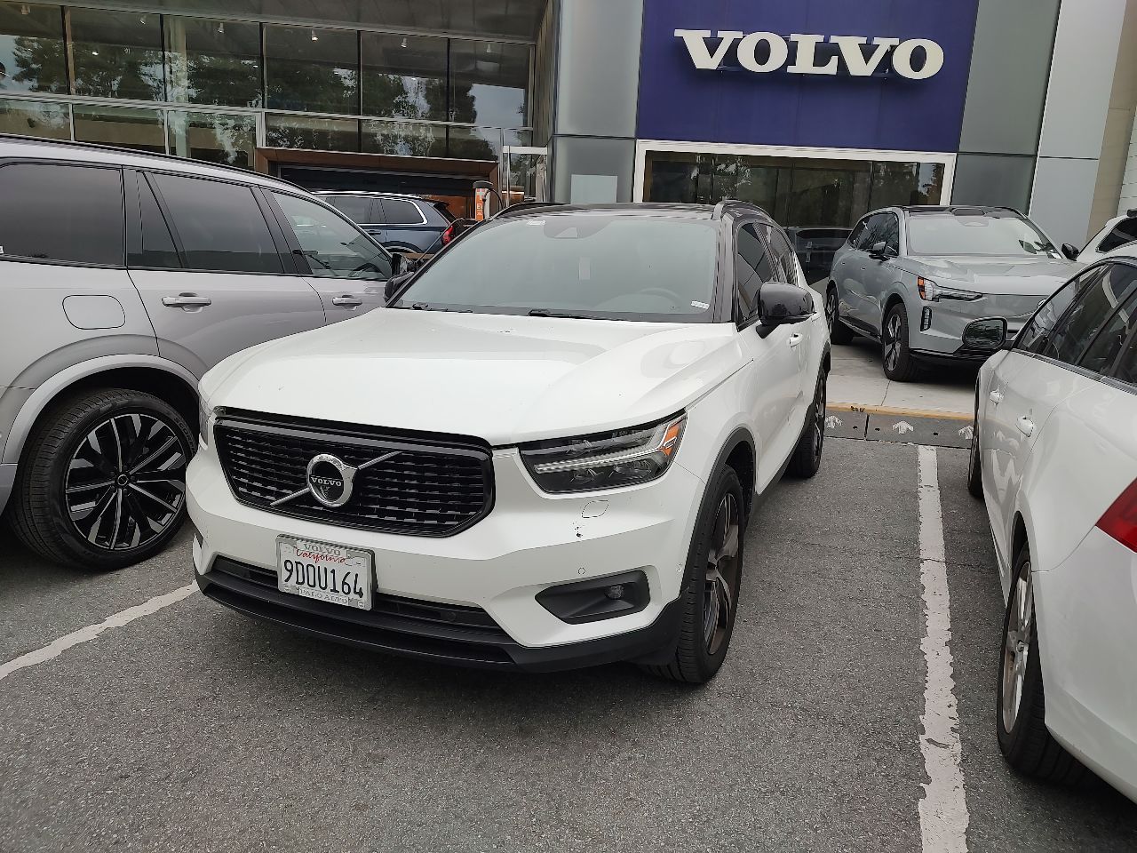 2020 Volvo XC40 R-Design