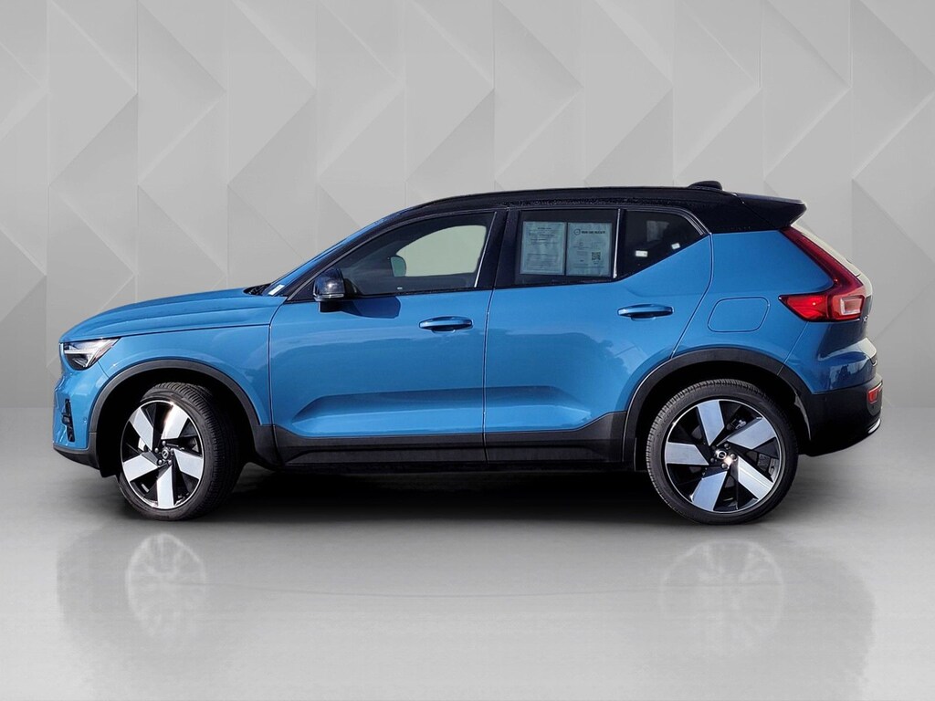 Certified 2023 Volvo XC40 Recharge Pure Electric Ultimate SUV