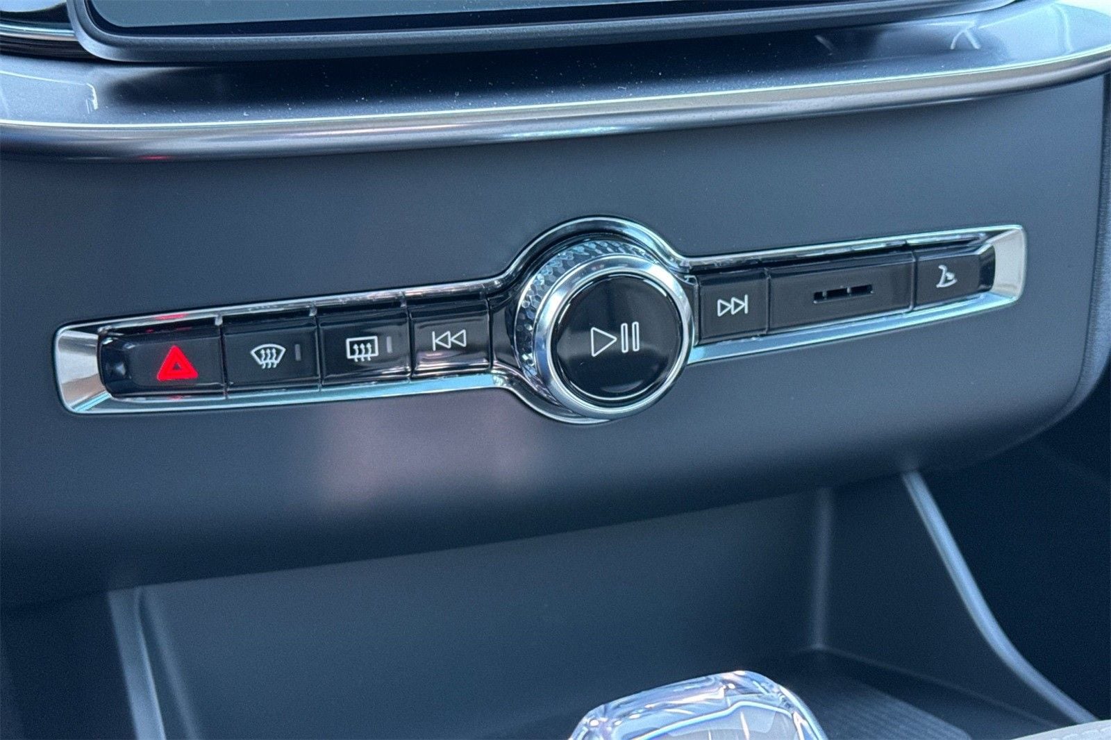 2026 Volvo XC90 Plus - Photo 21