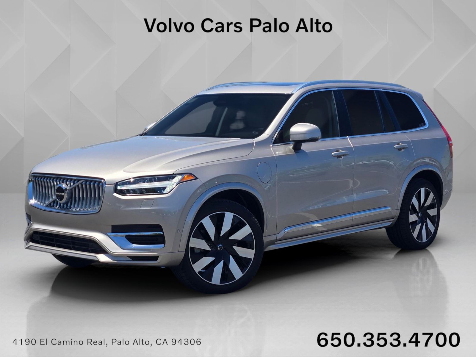 2024 Volvo XC90 T8 Recharge Plus Bright Theme 7-Seat 4WD's photo