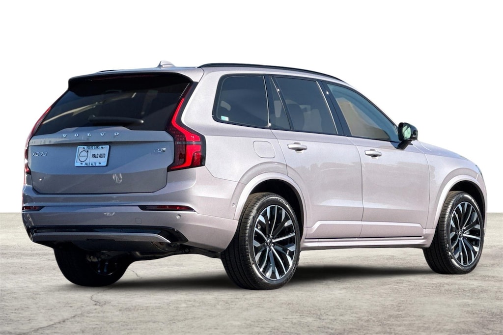 New 2026 Volvo XC90 plug-in hybrid T8 Ultra Dark Theme 6-Seater SUV