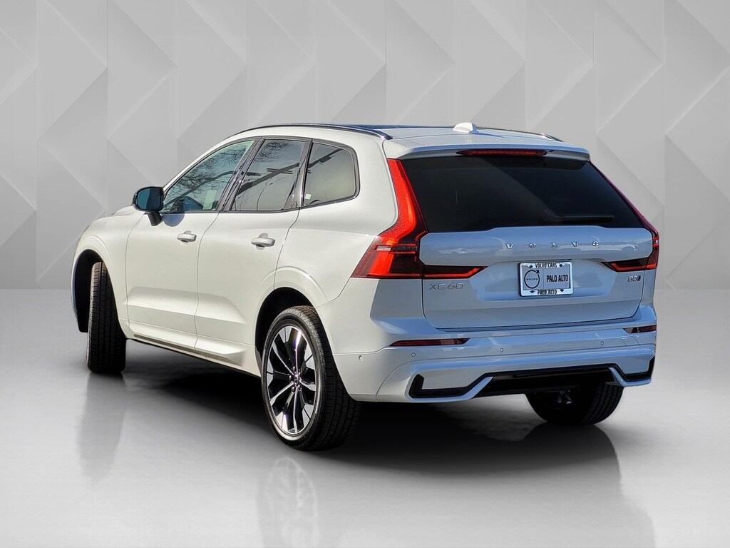 New 2026 Volvo XC60 B5 Plus SUV