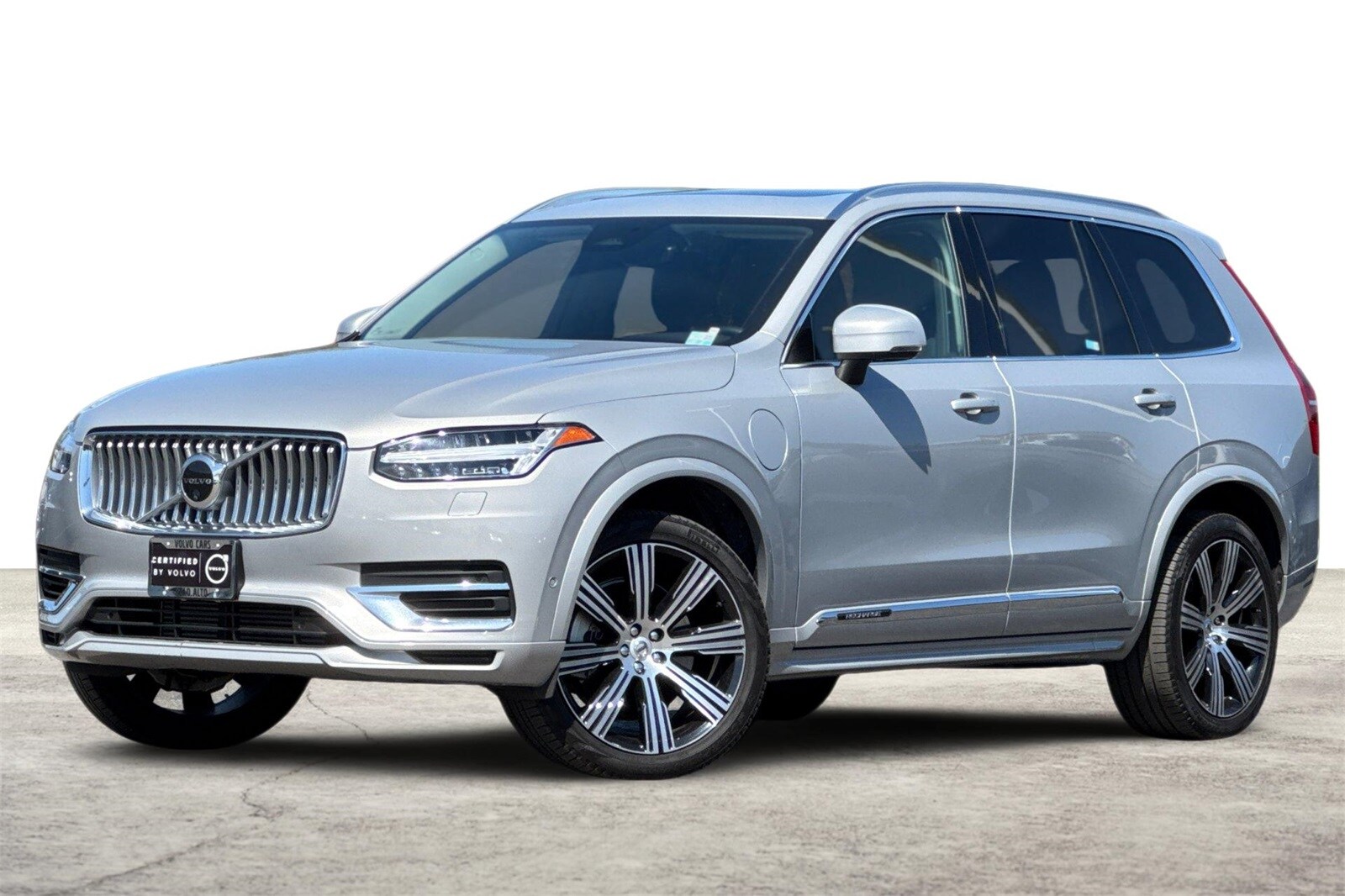 2024 Volvo XC90 Recharge T8 Plus photo 2