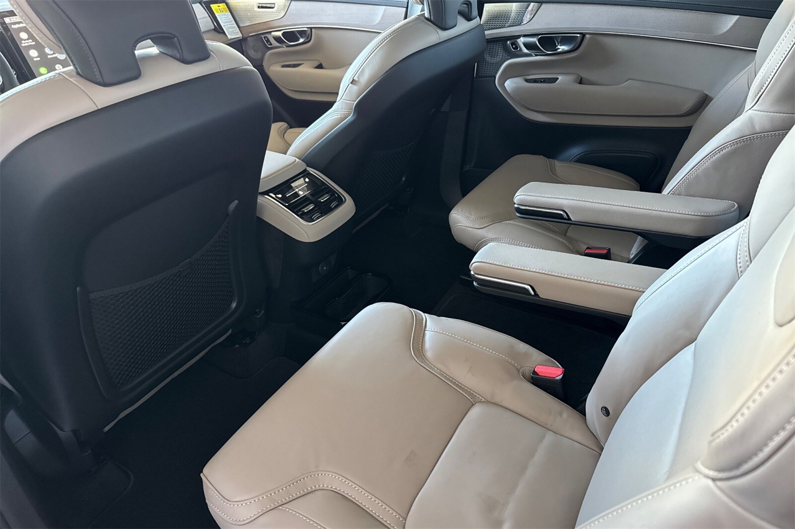 2026 Volvo XC90 photo 4