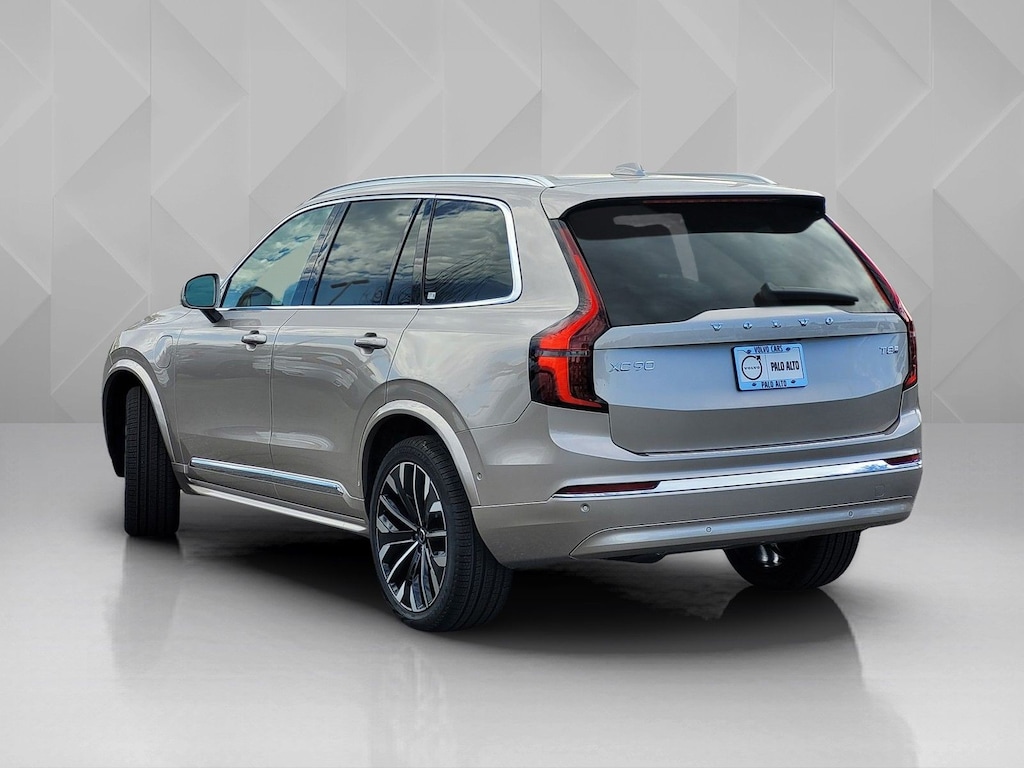 New 2026 Volvo XC90 plug-in hybrid T8 Plus 7-Seater SUV