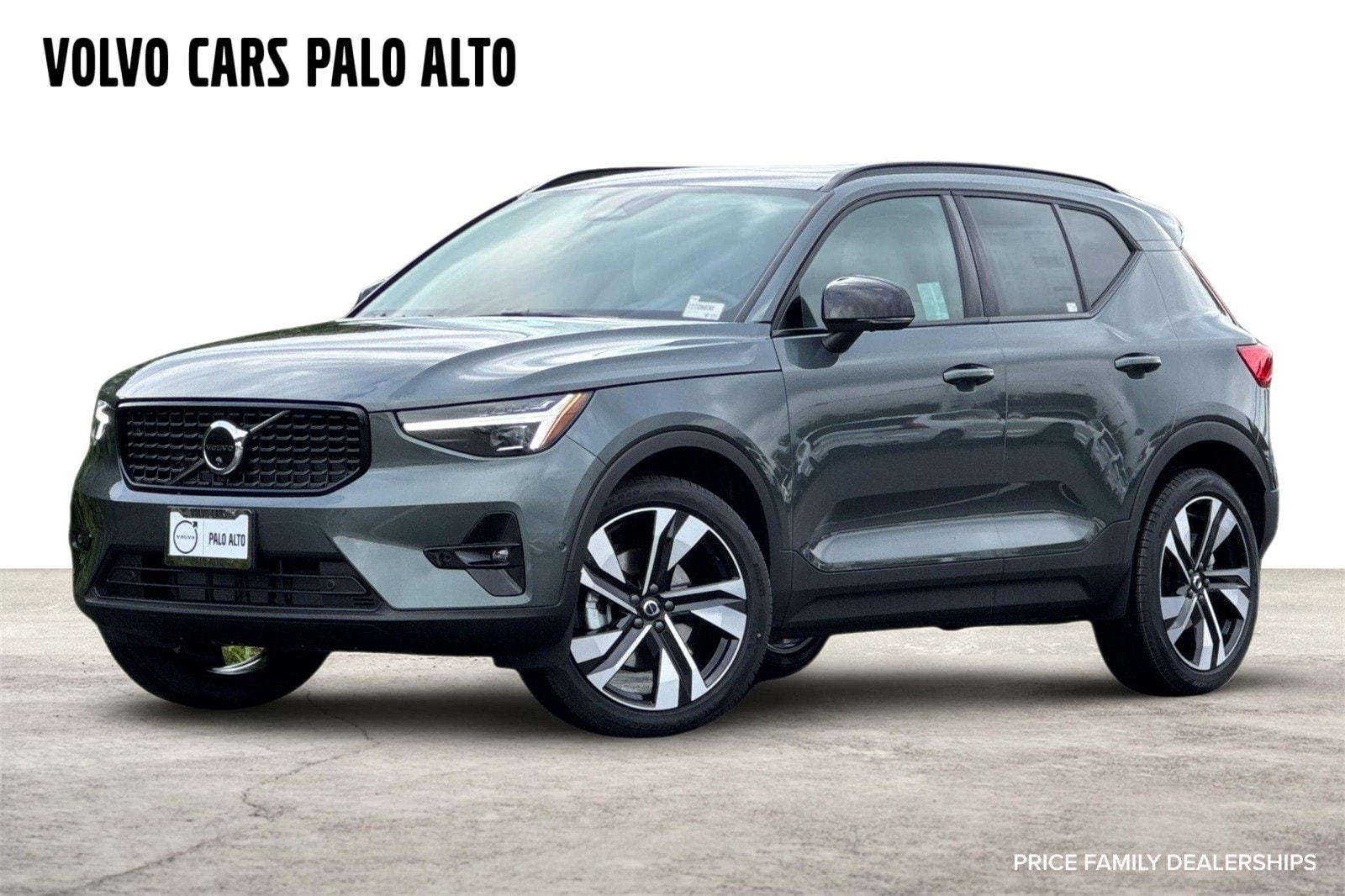 2026 Volvo XC40 Plus's photo