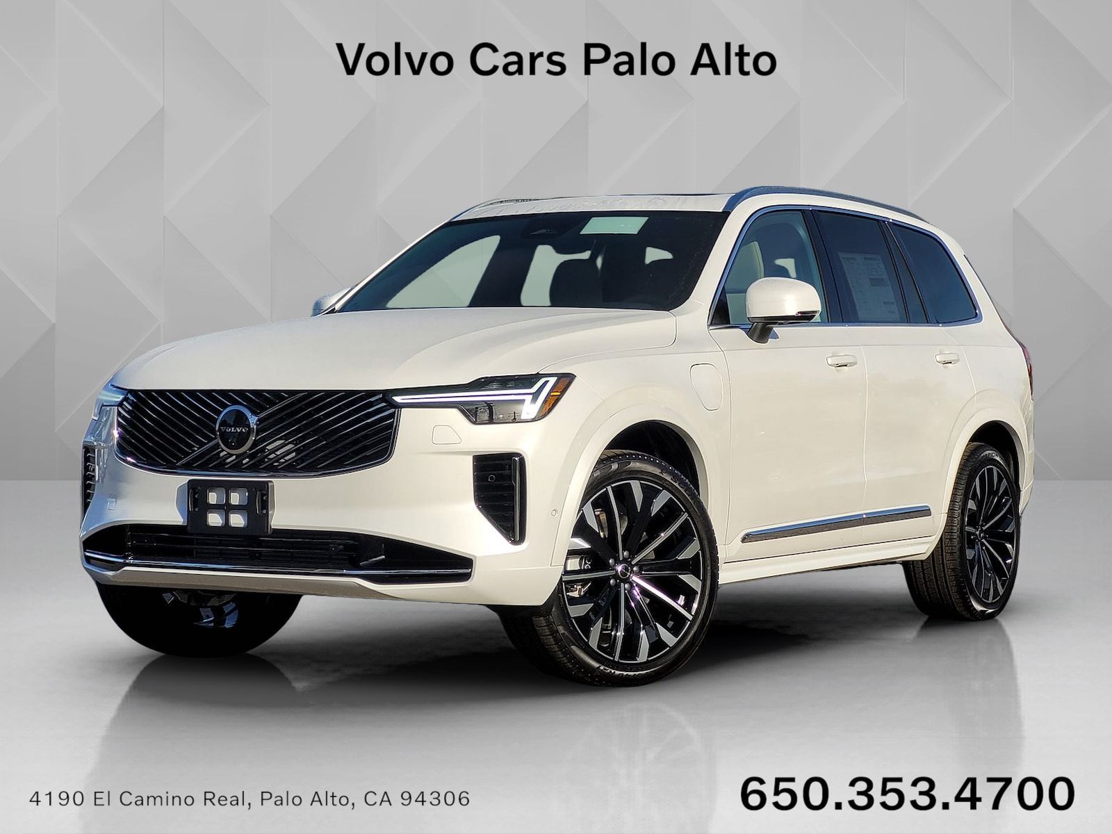 2026 Volvo XC90 T8 Recharge Plus Bright 7-Seat 4WD's photo