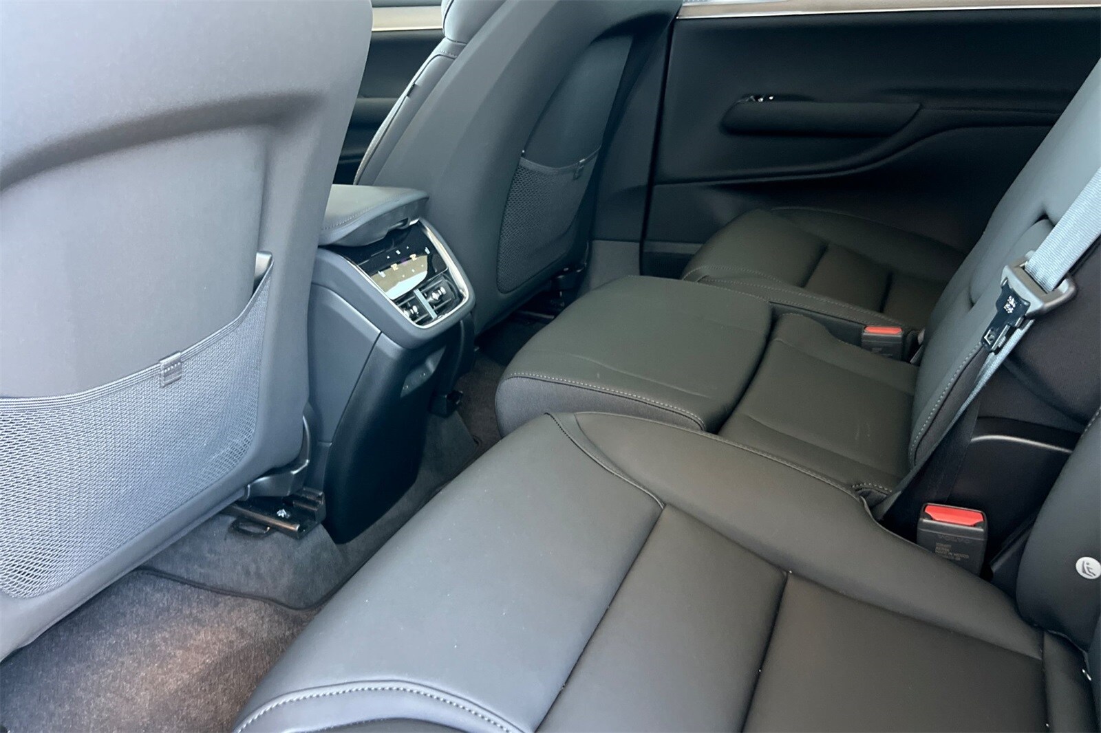 2025 Volvo EX90 Twin Motor Performance Ultra photo 4