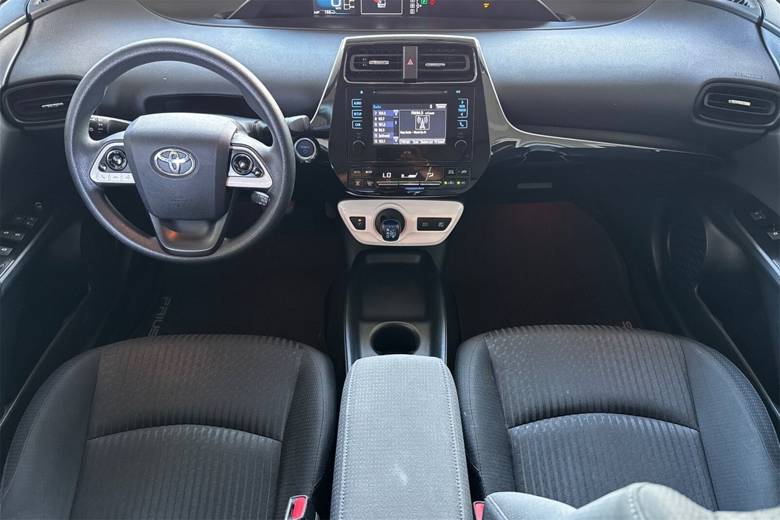 2016 Toyota Prius Two Eco photo 3