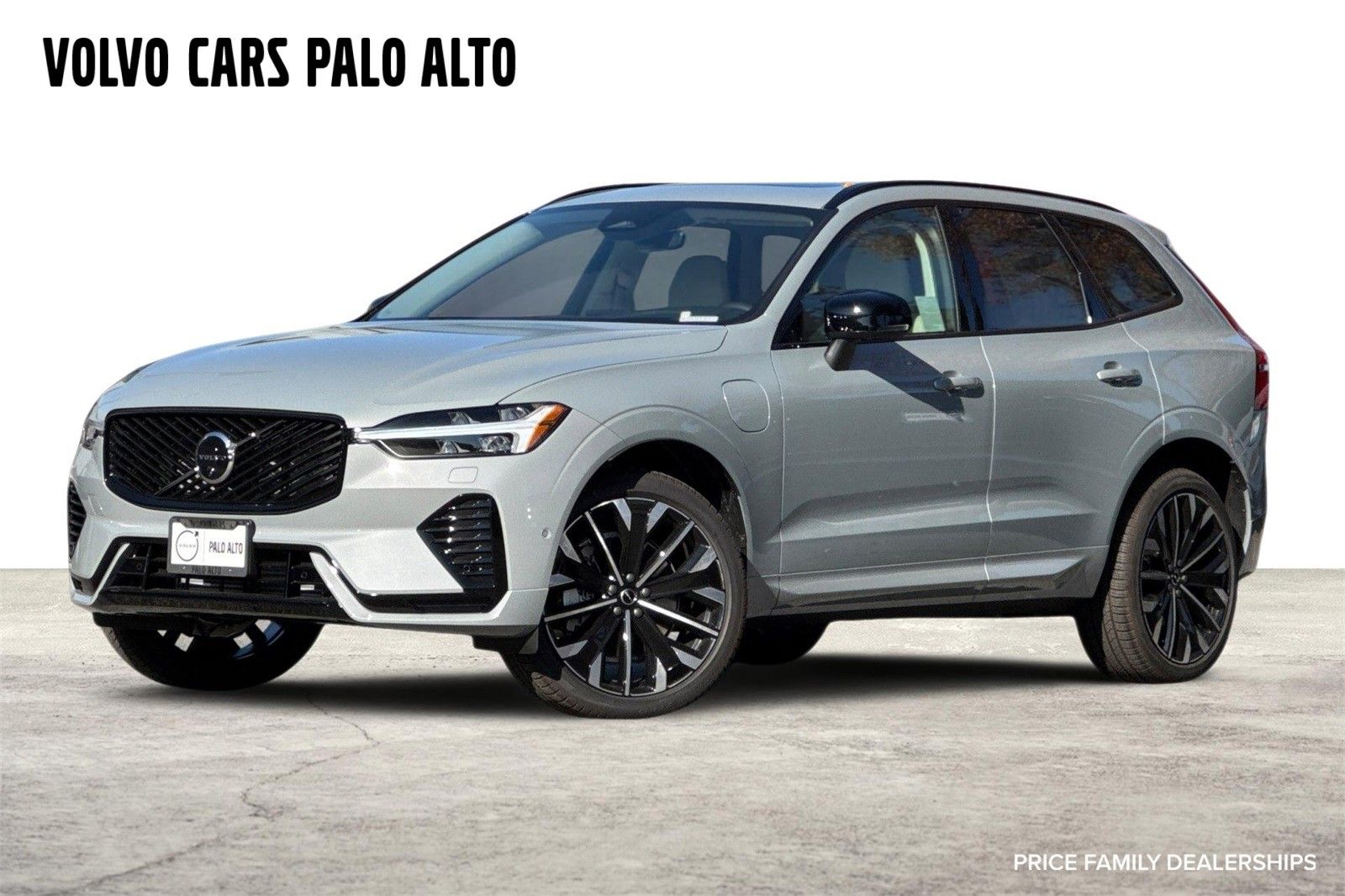 2026 Volvo XC60 T8 Ultra Dark AWD's photo